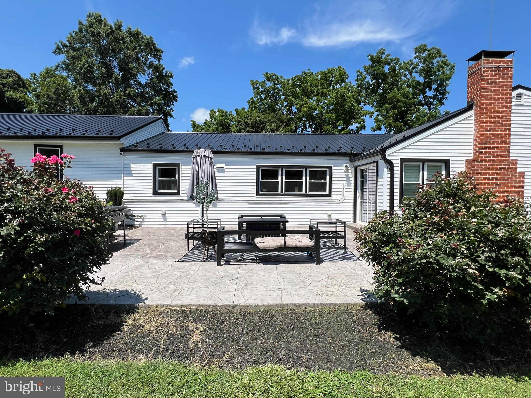 COBB ISLAND - Residential Lease