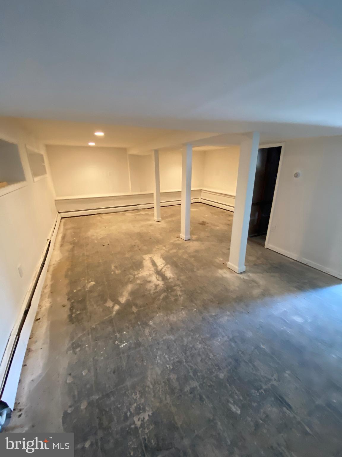 ELMWOOD - Residential