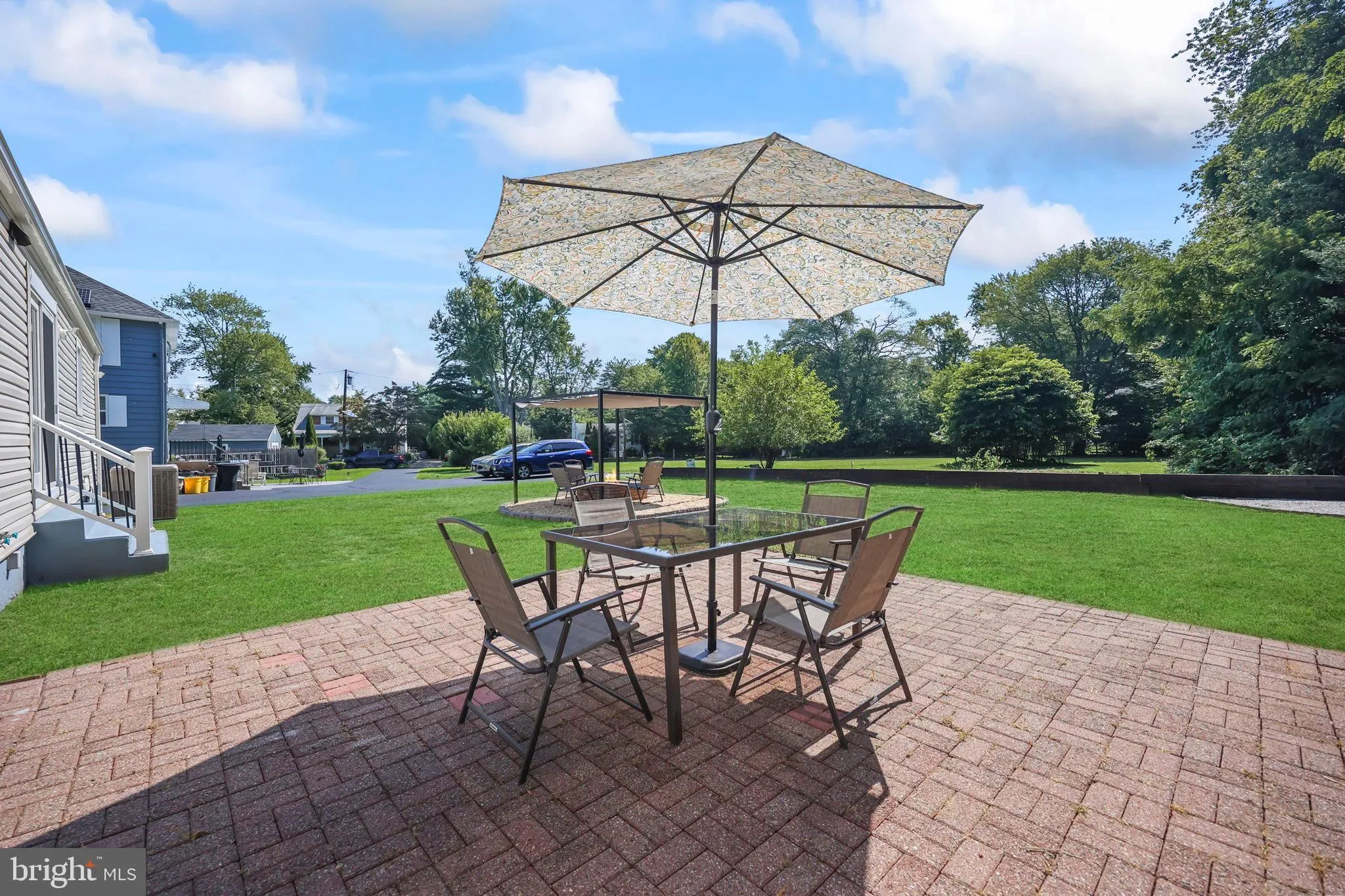 Ewing, New Jersey 08638, United States, 3 Bedrooms Bedrooms, ,2 BathroomsBathrooms,Residential,Pending,182527