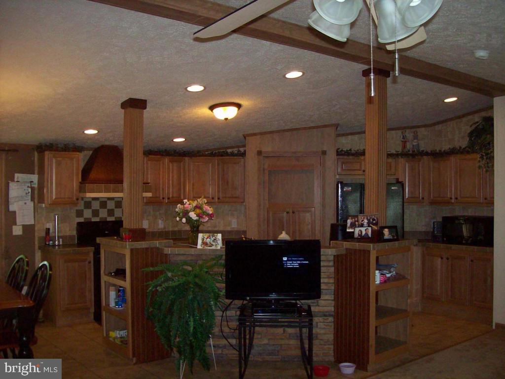 KIRKWOOD - Commercial Sale