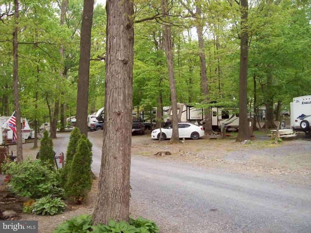 KIRKWOOD - Commercial Sale