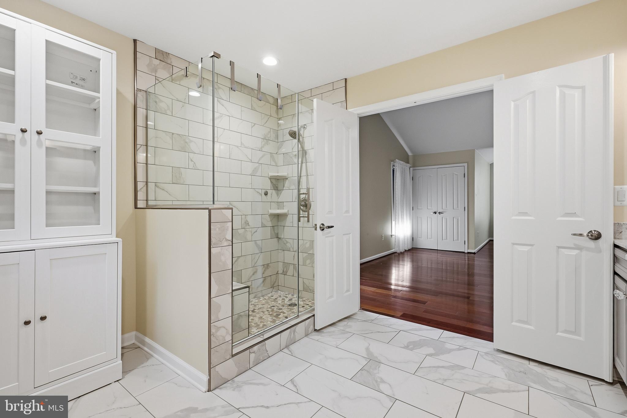 BEACON POINT - Residential