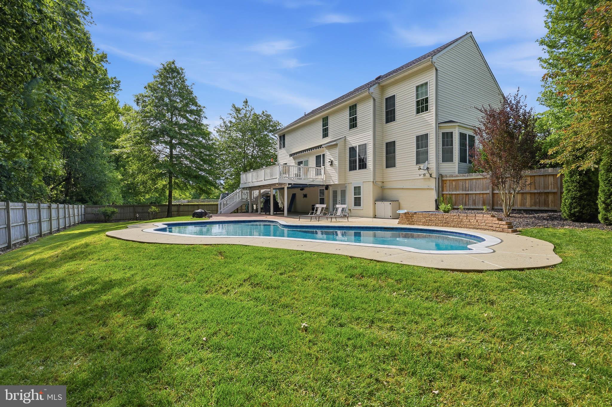 BEACON POINT - Residential