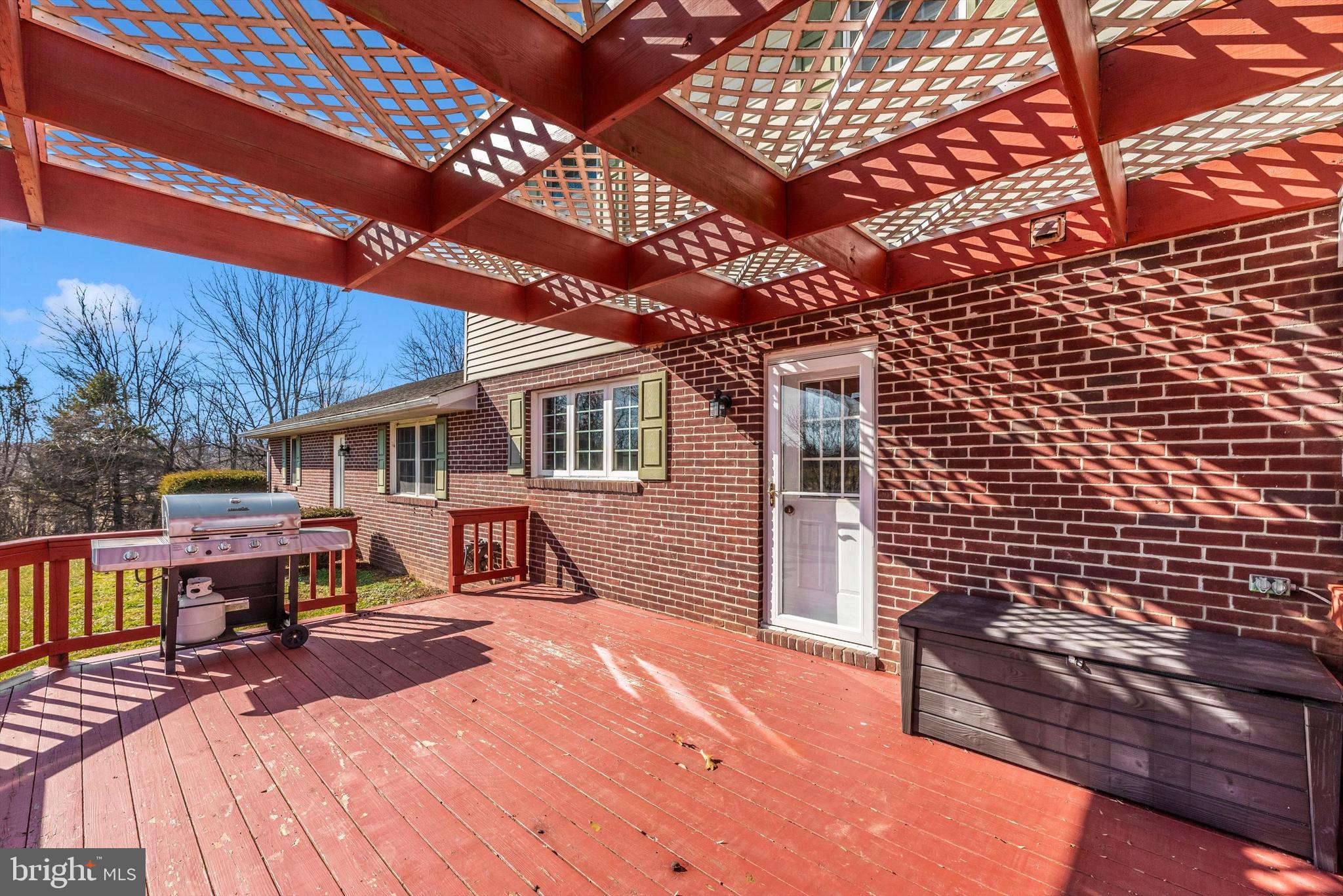 WARFIELDSBURG - Residential