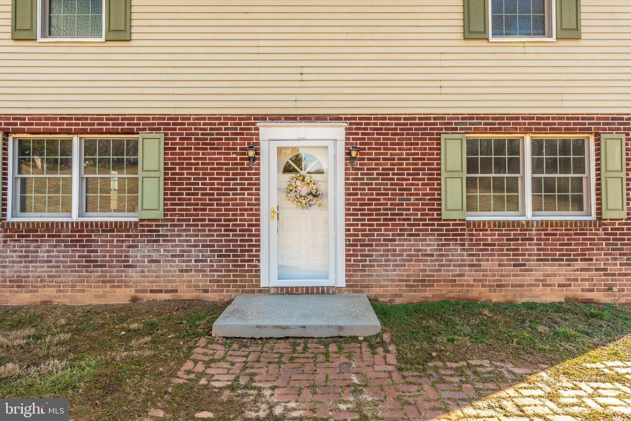 WARFIELDSBURG - Residential