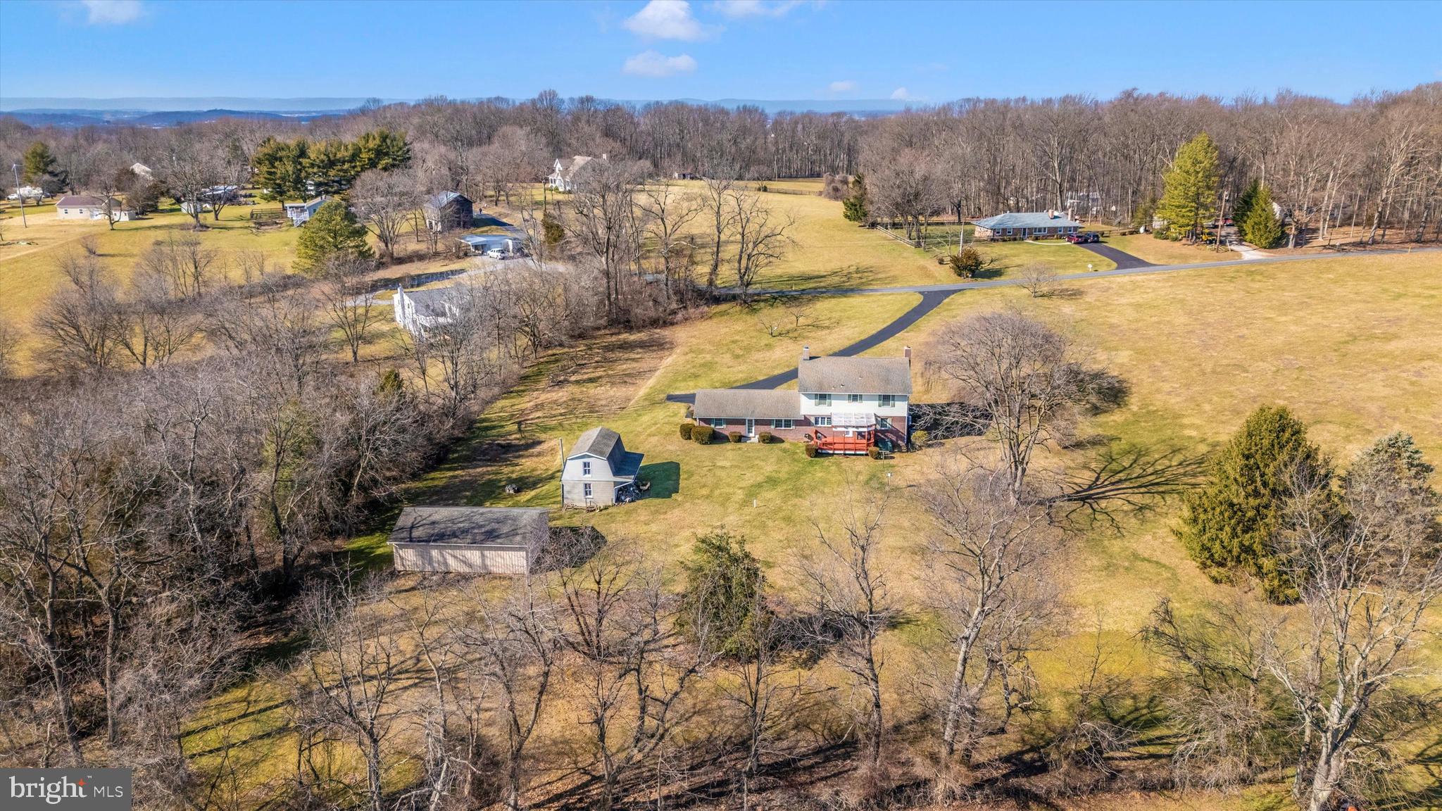 WARFIELDSBURG - Residential