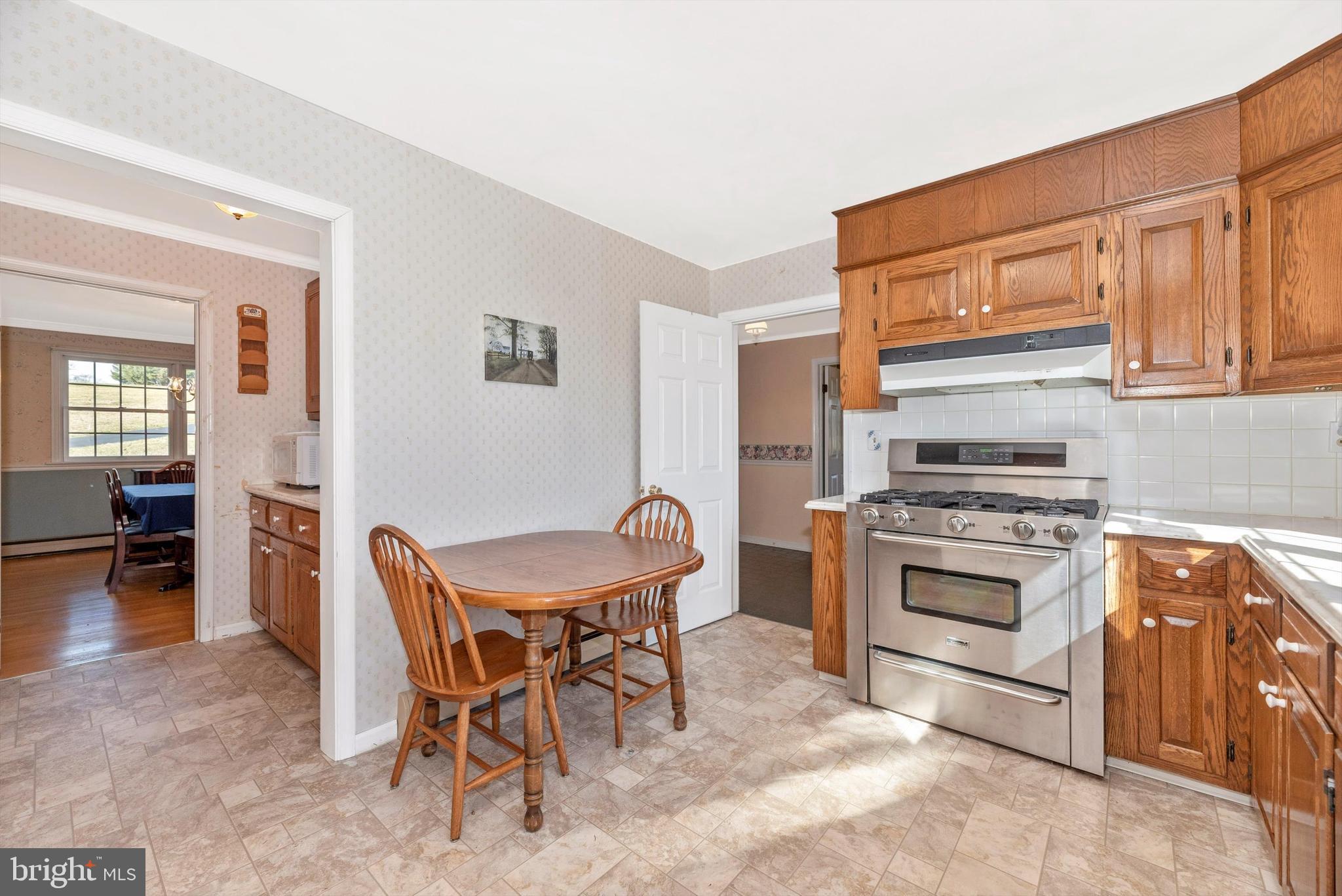 WARFIELDSBURG - Residential