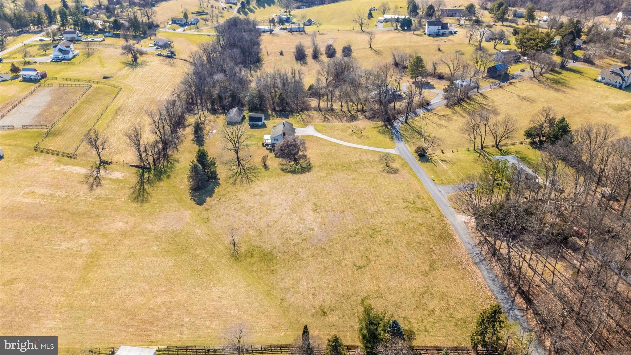 WARFIELDSBURG - Residential