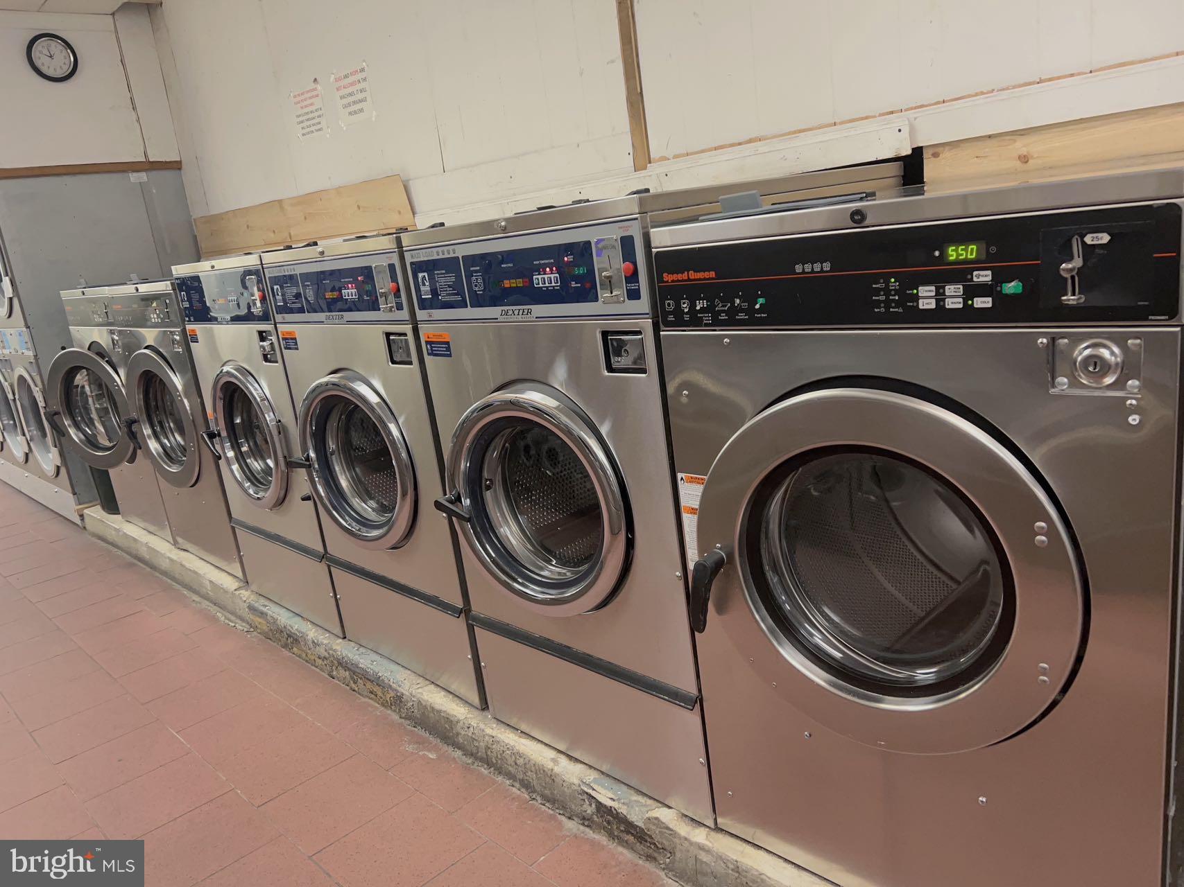 PHILADELPHIA (WEST) - Commercial Sale