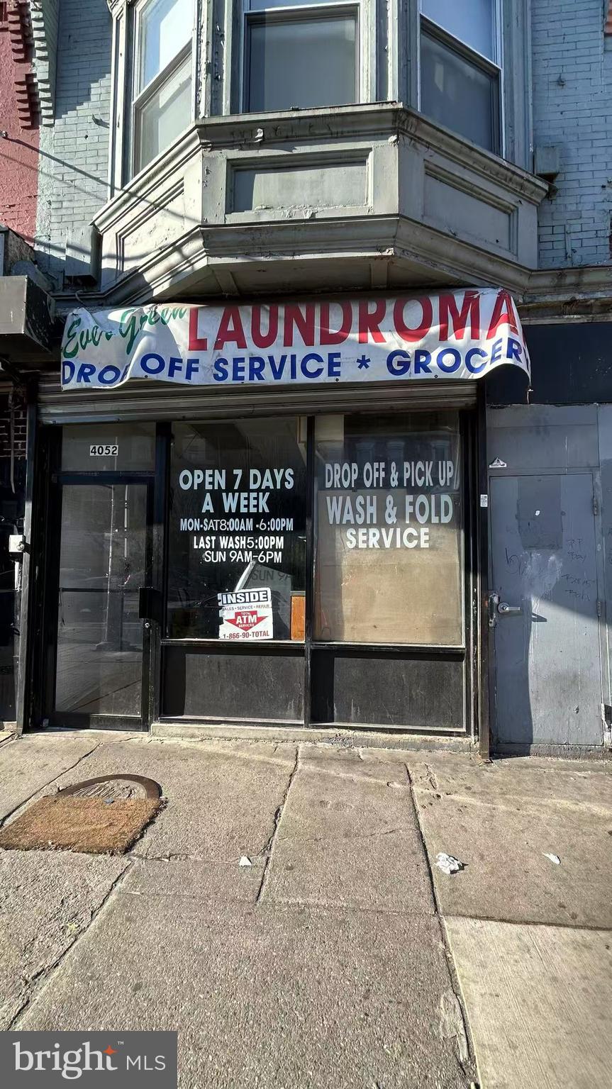 PHILADELPHIA (WEST) - Commercial Sale