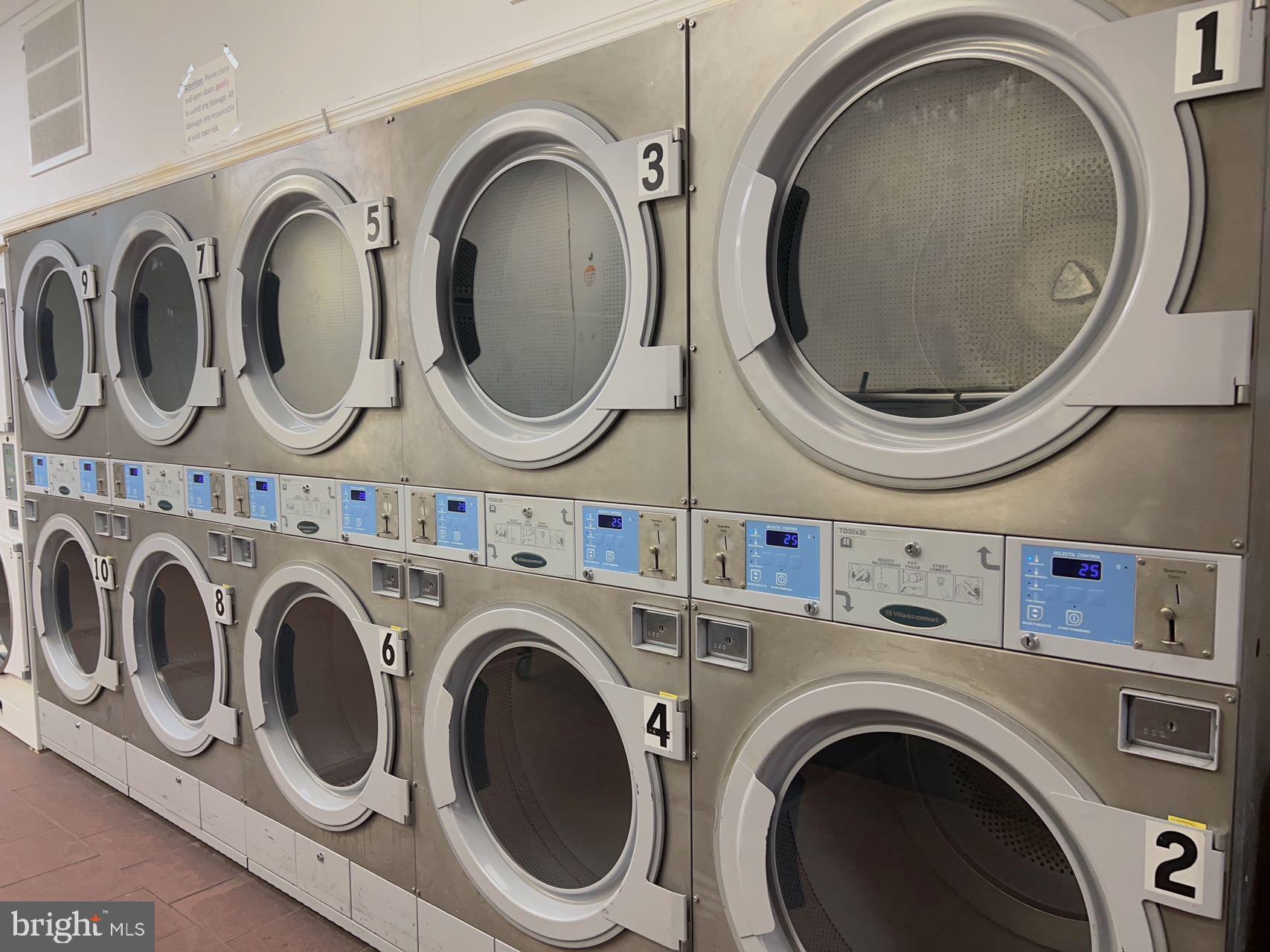 PHILADELPHIA (WEST) - Commercial Sale