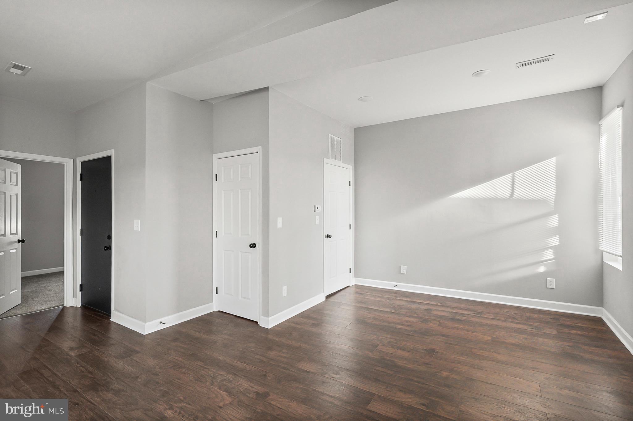 WOODBROOK - Residential