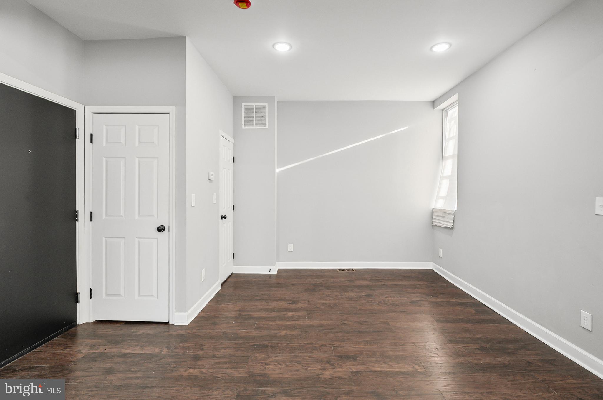 WOODBROOK - Residential