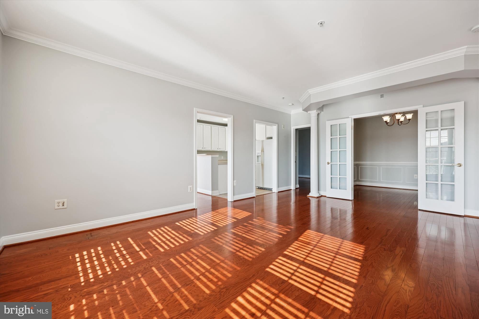 802 GRAND CHAMPION DRIVE 11-303