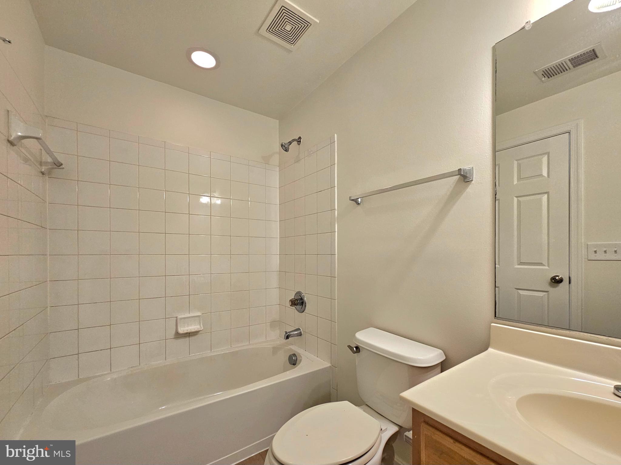 RIPPON LANDING - Residential Lease