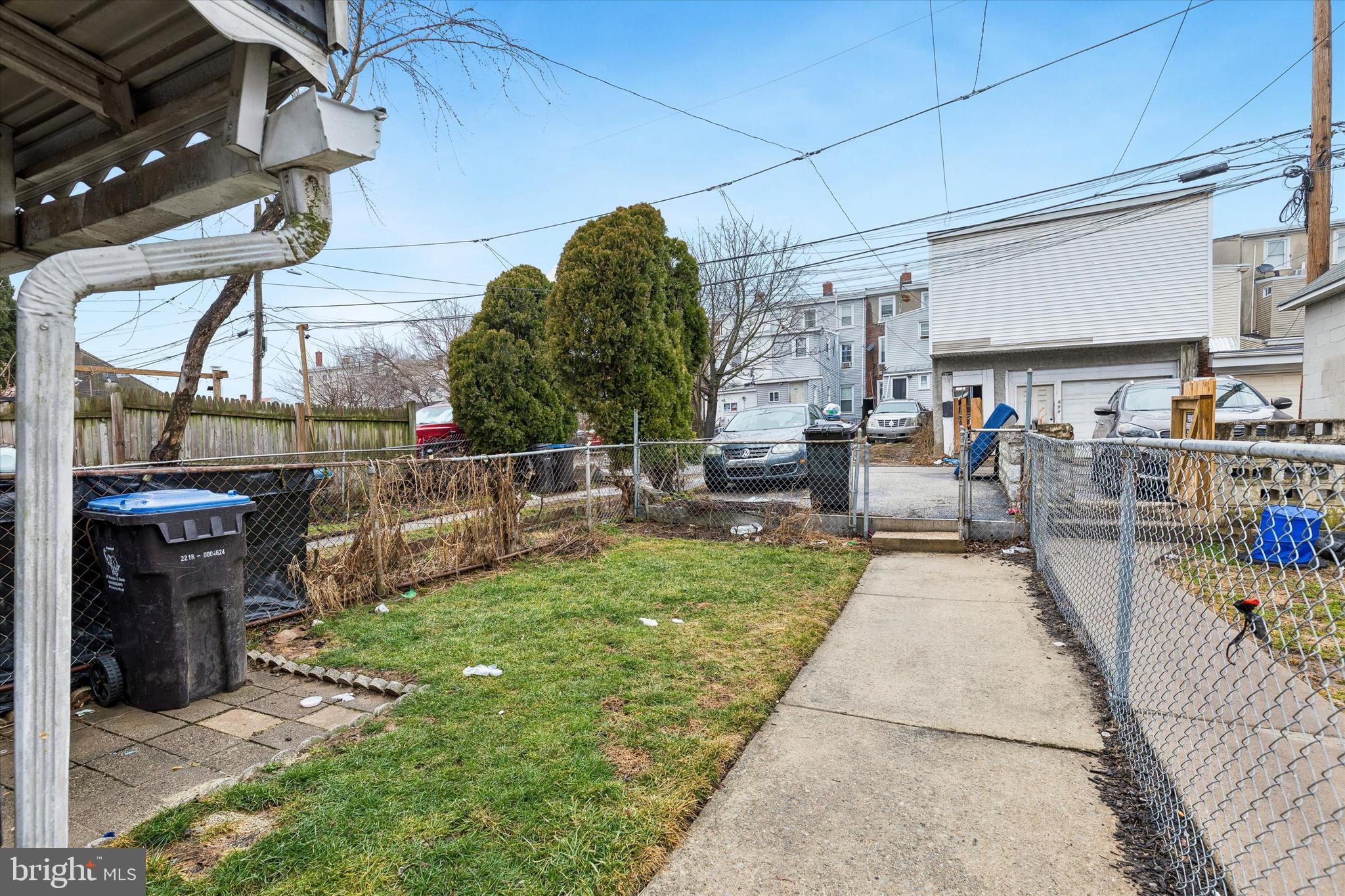 NORRISTOWN - Residential