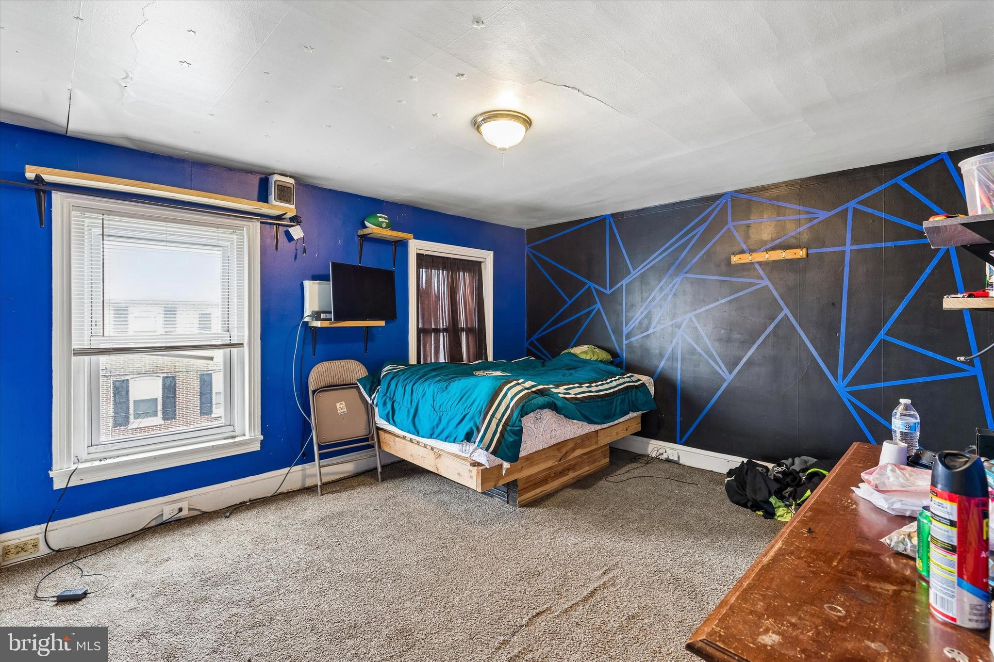 NORRISTOWN - Residential