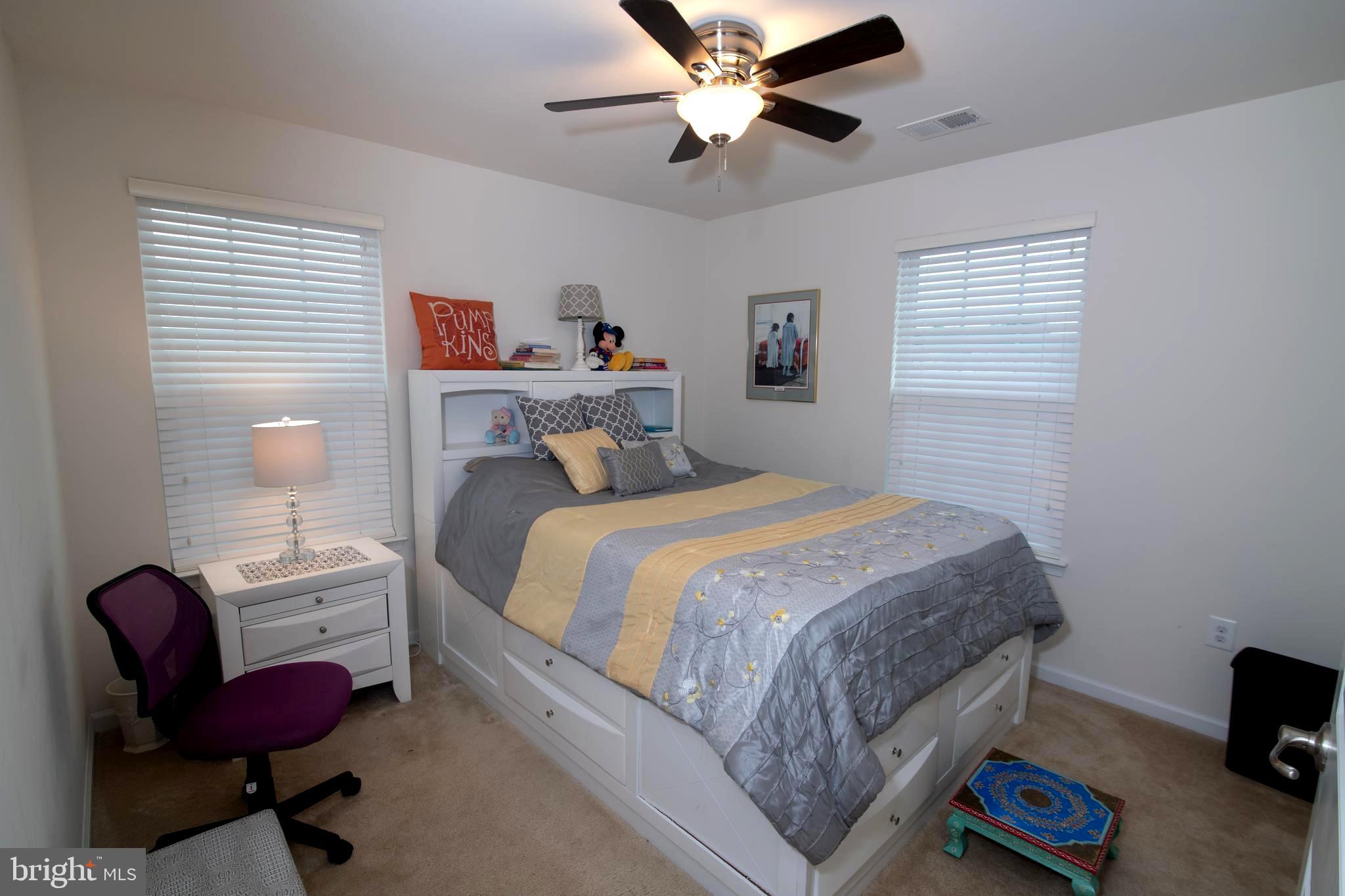 OAK CREEK CLUB - Residential