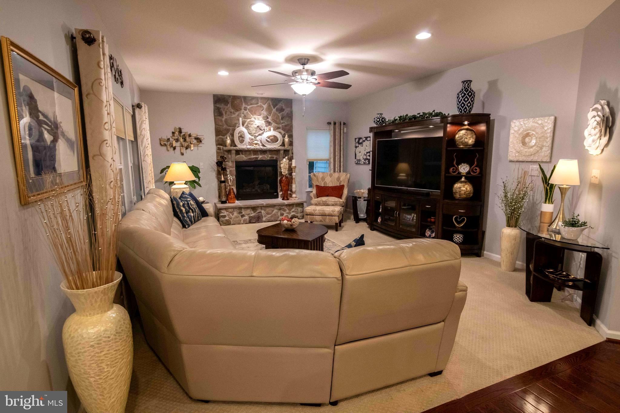 OAK CREEK CLUB - Residential