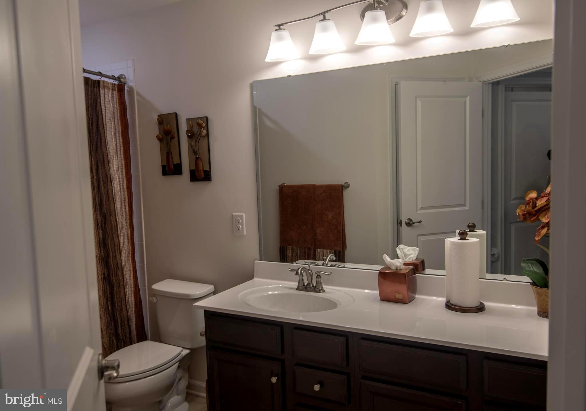 OAK CREEK CLUB - Residential