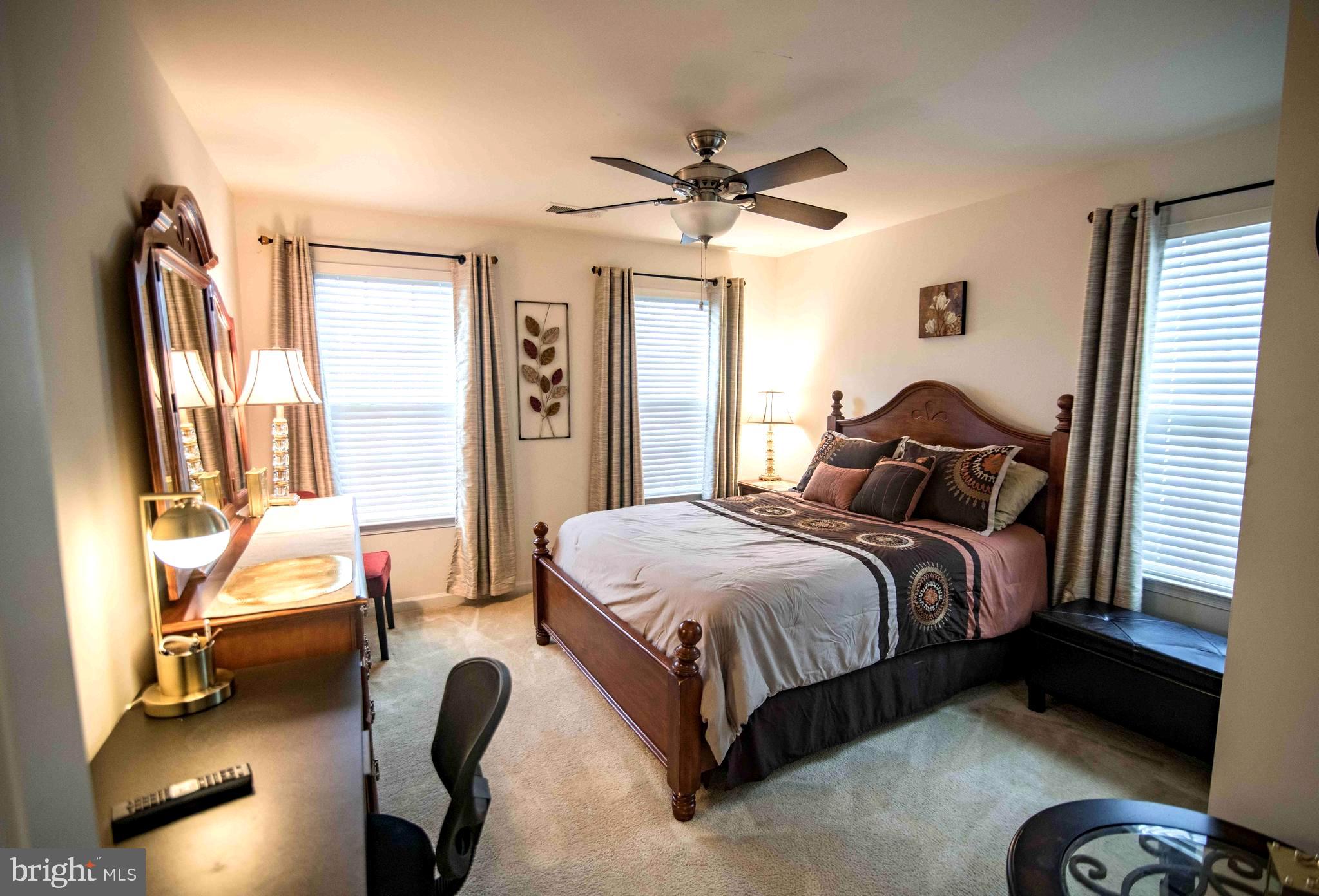 OAK CREEK CLUB - Residential