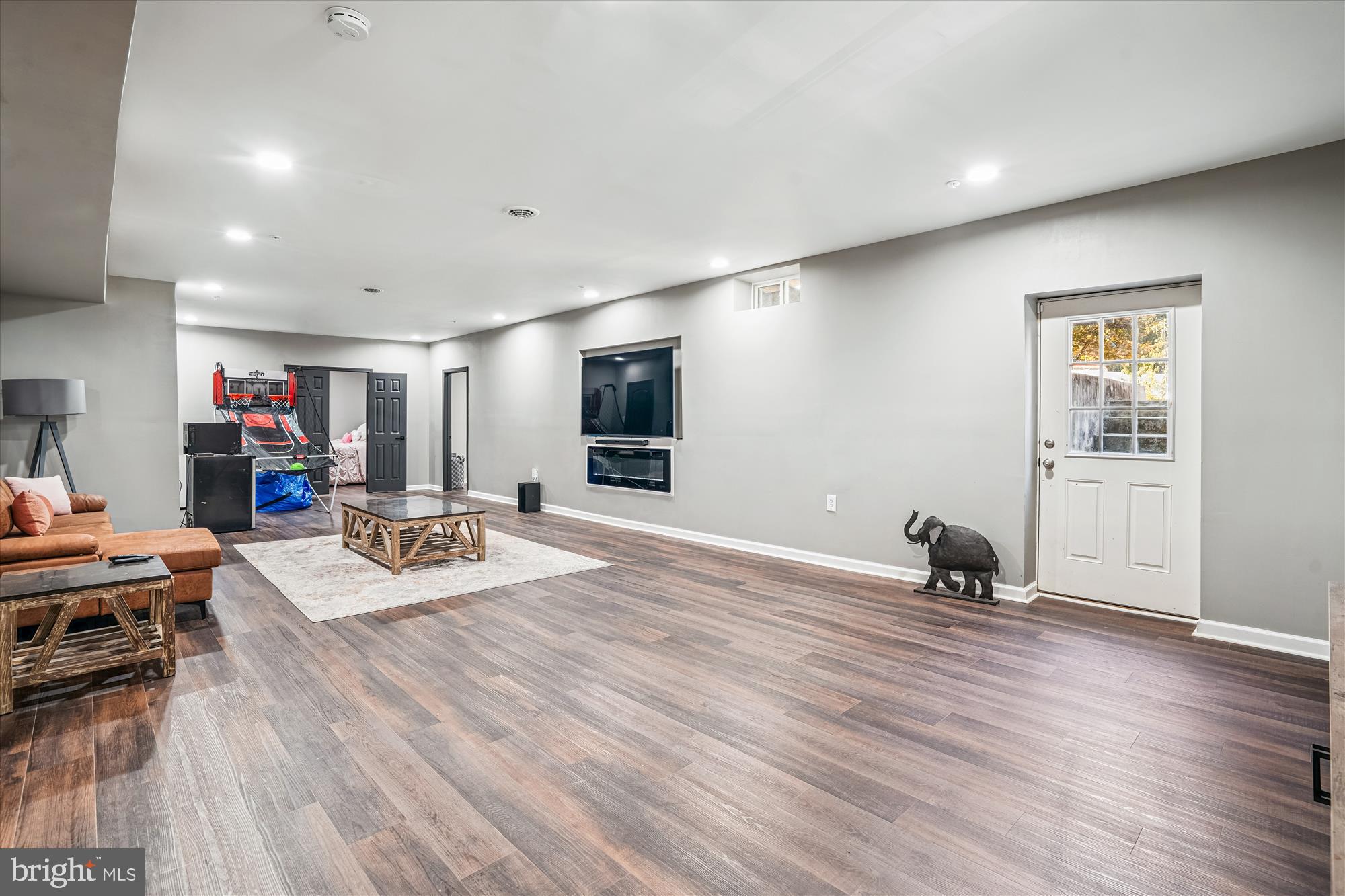 7320 ELBRIDGE COURT