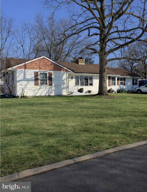 Homes For Sale - 390 Wheatley Avenue<br/> BEVERLY, NJ 08010