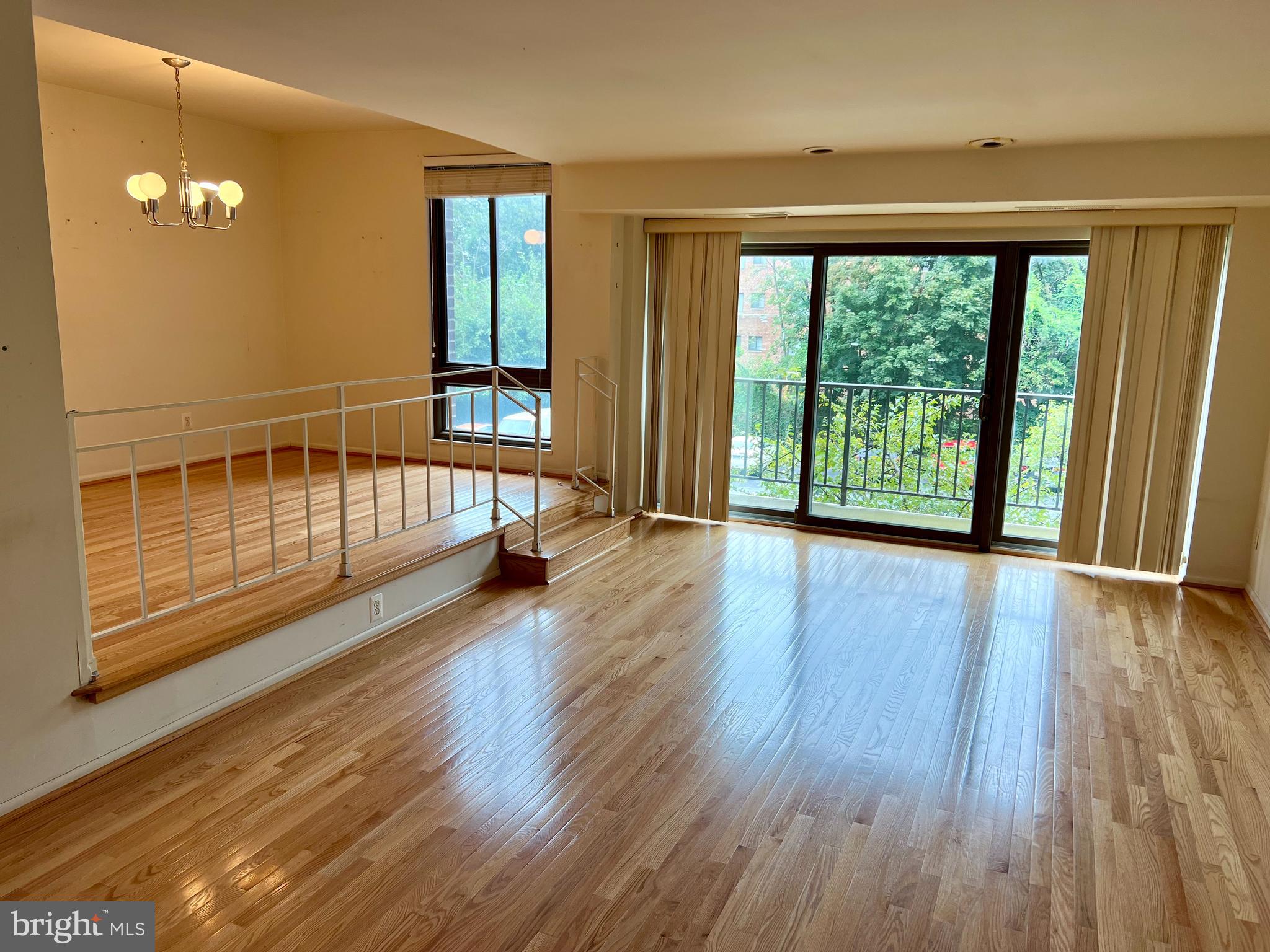 AMERICANA FINMARK - Residential