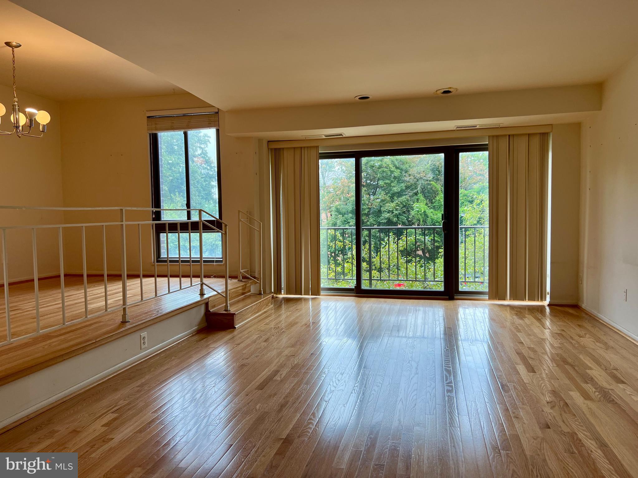 AMERICANA FINMARK - Residential