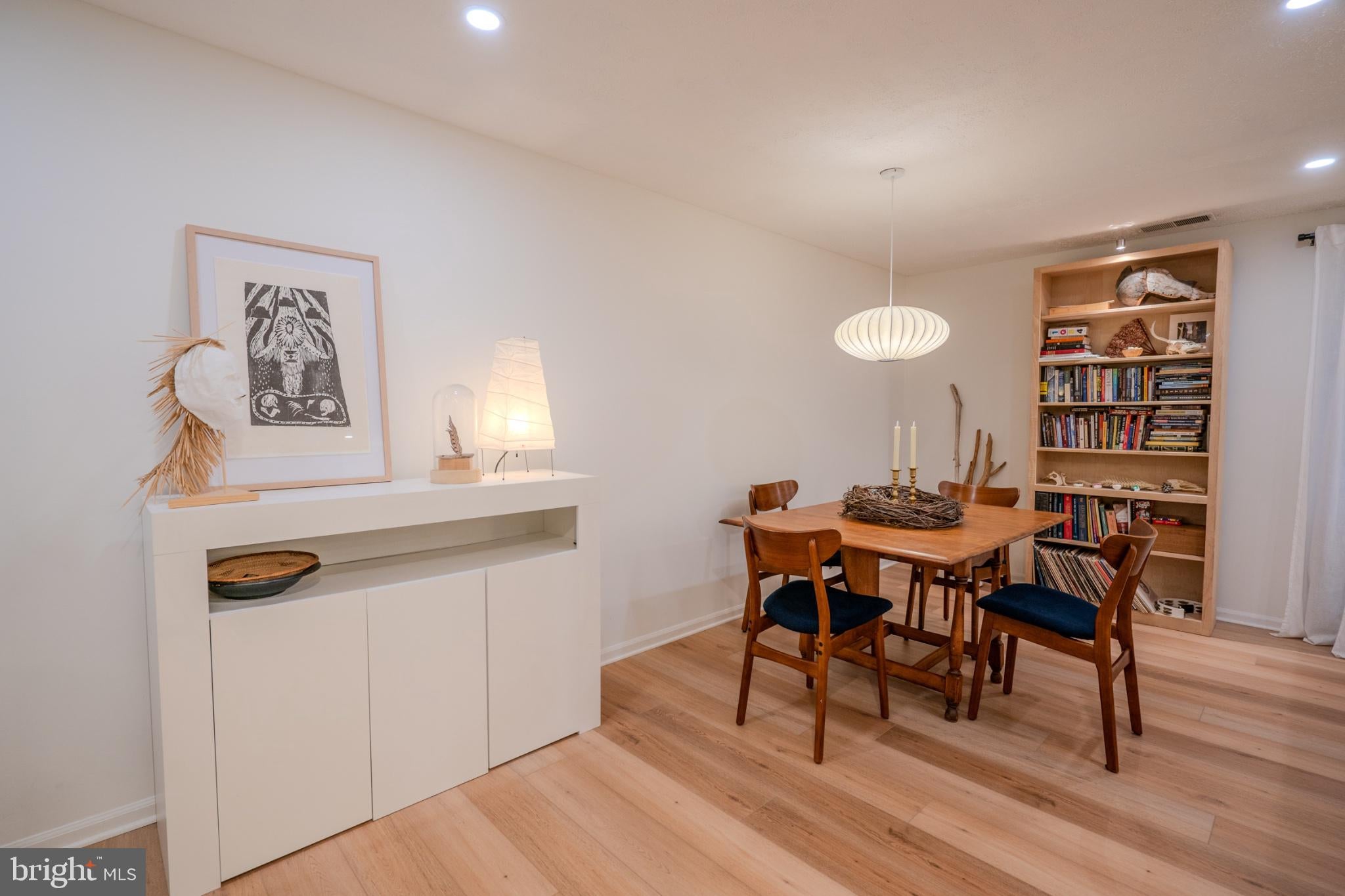 11 SEQUOIA COURT
