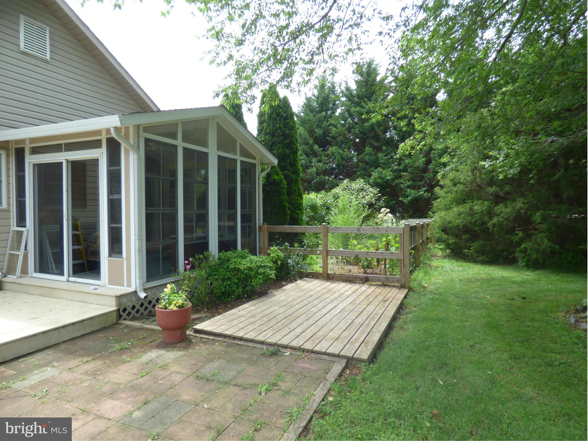 THE GROVE - Residential