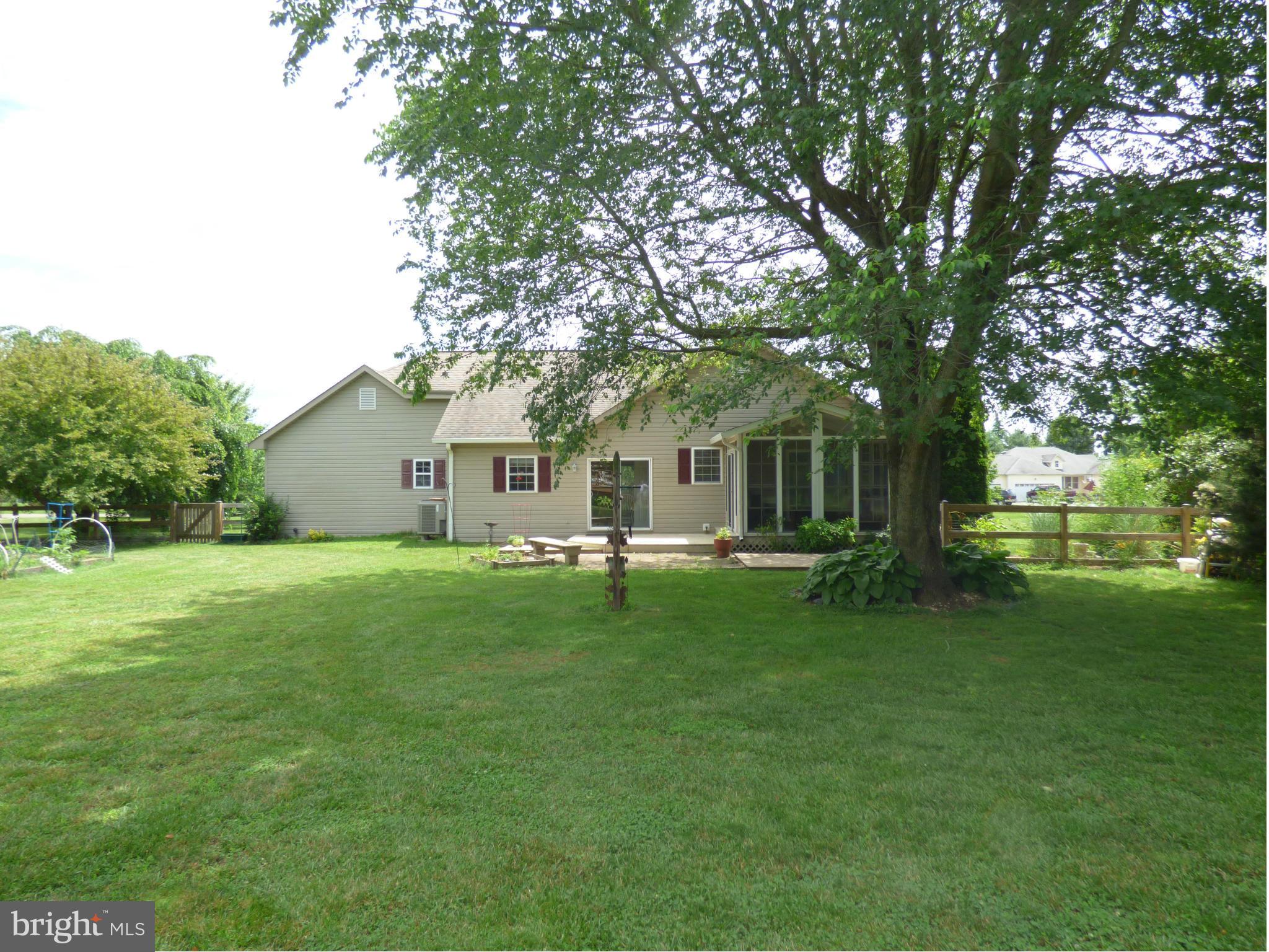 THE GROVE - Residential