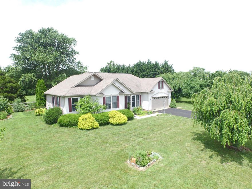 Wow what a home, Located in great community of well established homes. Custom built with vaulted ceilings, very open lay out, Huge Master  bedroom, Heated Sun-room, pergo  flooring, Bi-level deck over looking very private large completely fenced back yard, beautifully landscaped with perennials and large mature trees, Paved drive, 2 car garage with floored Attic. Pool with deck, A true Oasis