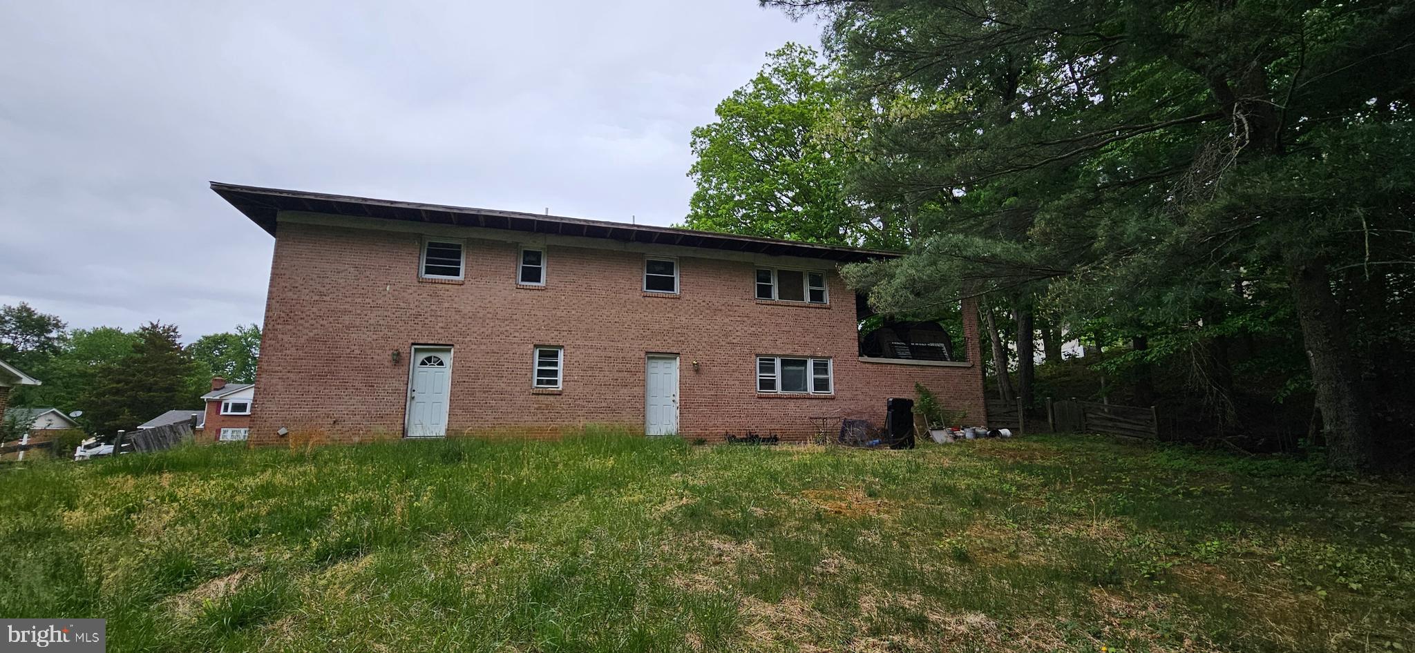 MARY-CATHERINE ESTATES - Residential