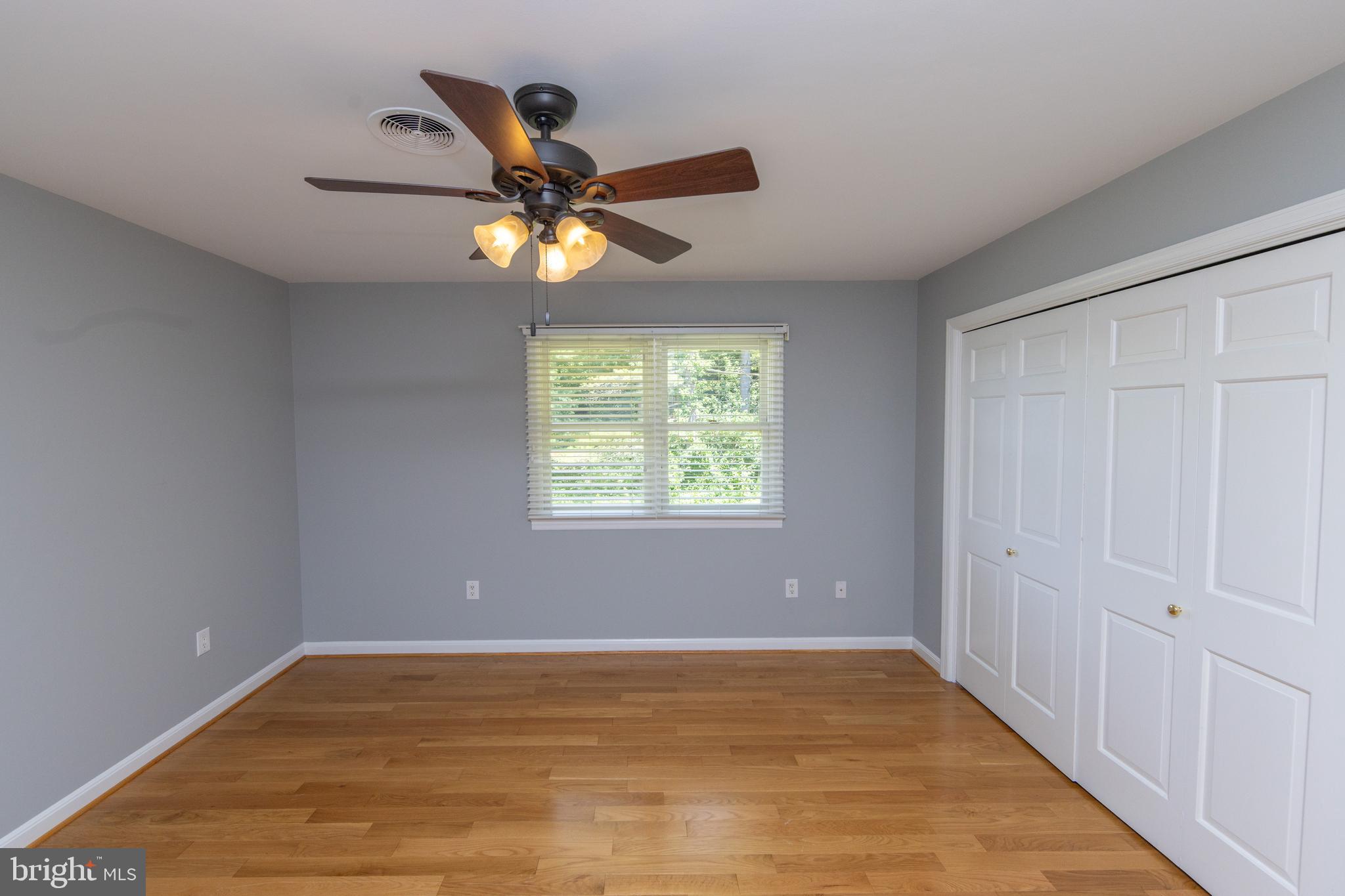 VAN LEAR - Residential