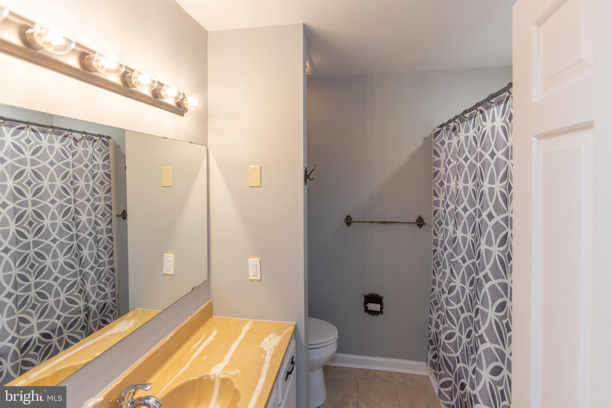 VAN LEAR - Residential