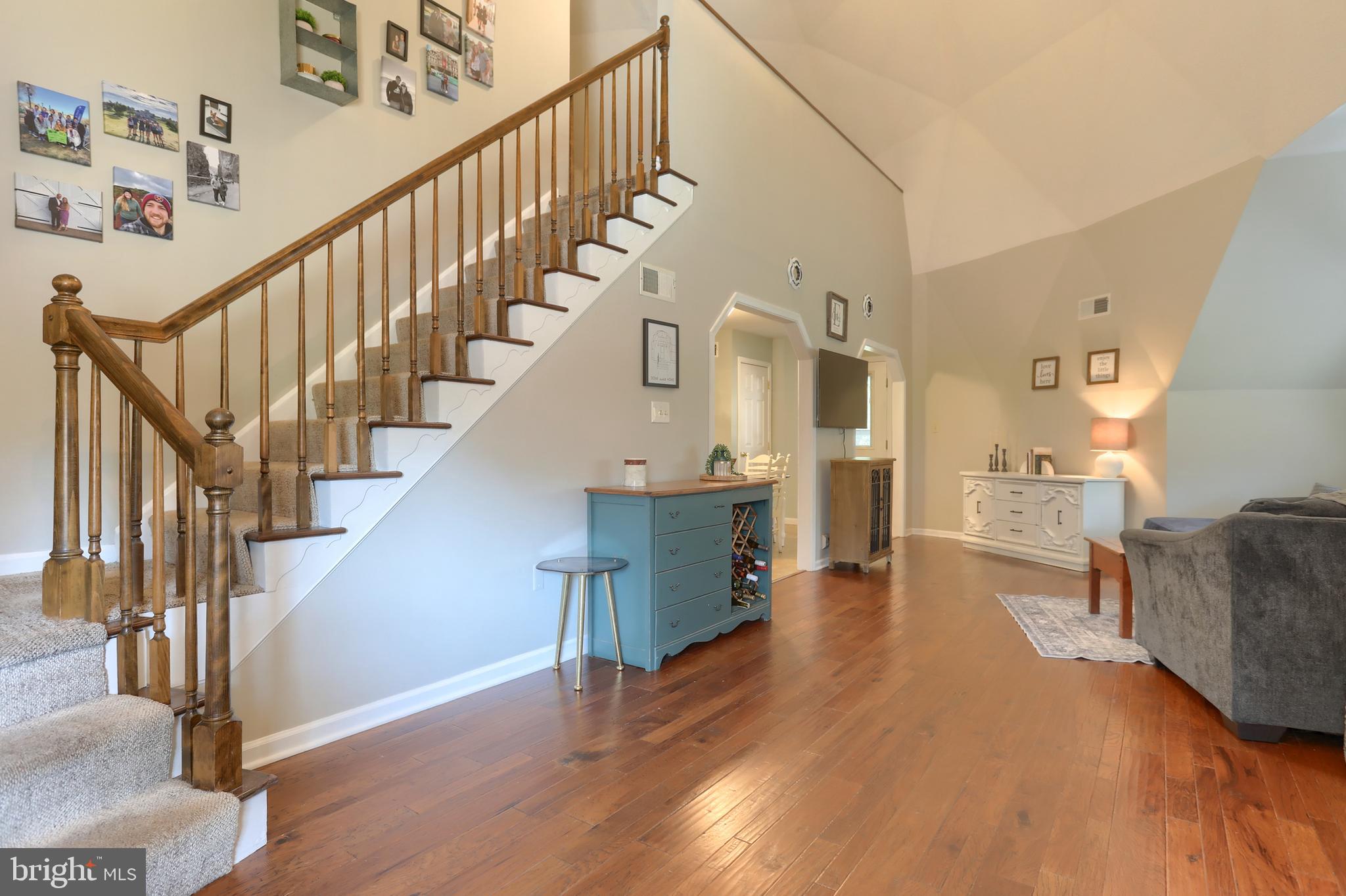 3 DENNIS DRIVE