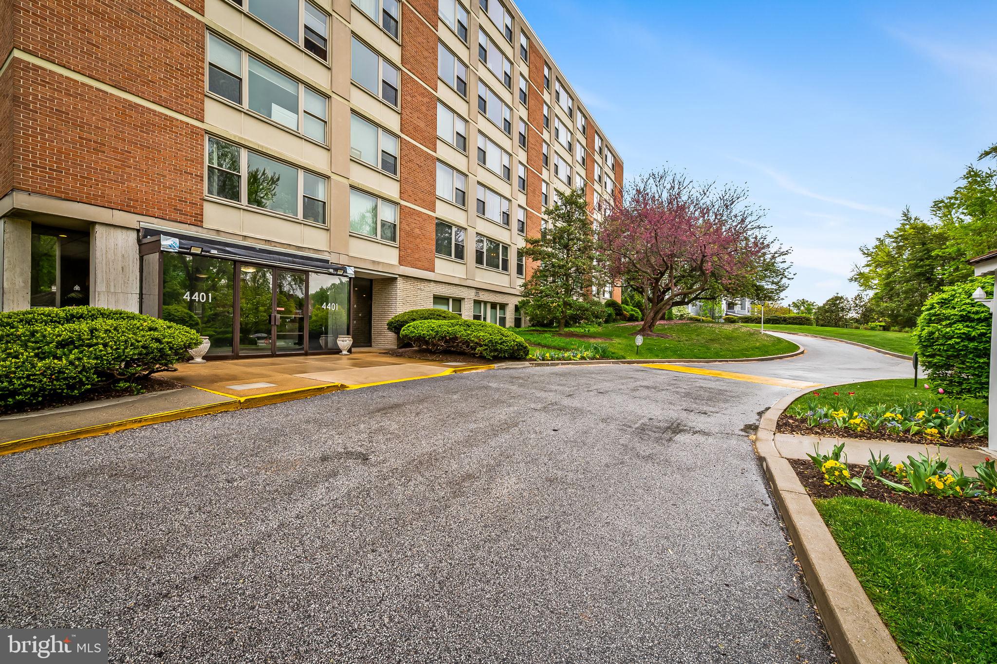 4401 ROLAND AVENUE 110