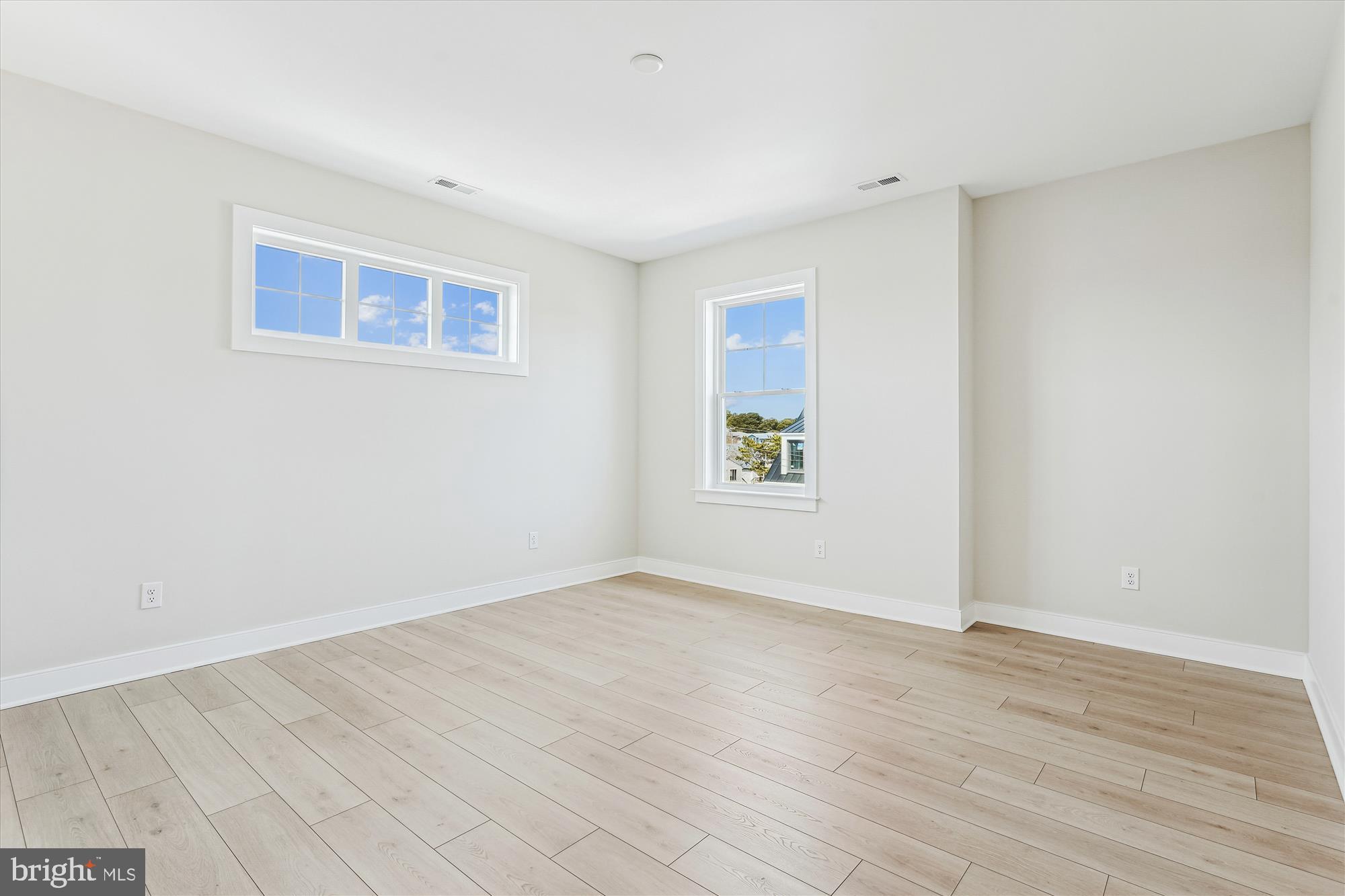 57 BAYSIDE DRIVE