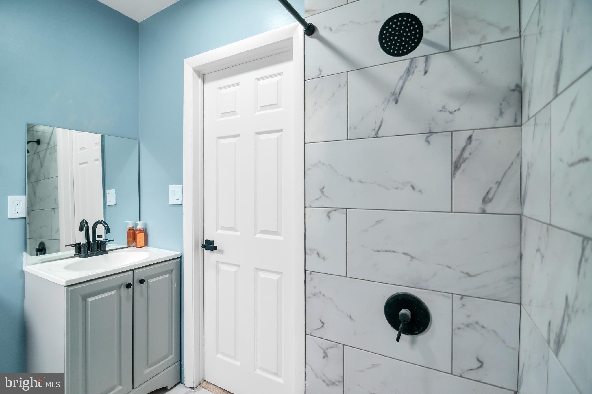 CARROLLTON RIDGE - Residential