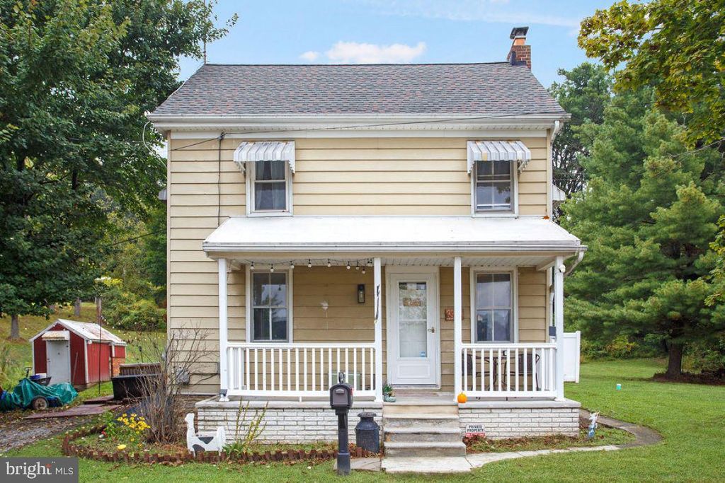 Photo of 6816 Kopp Road, SPRING GROVE, PA 17362 (MLS # PAYK2090996)