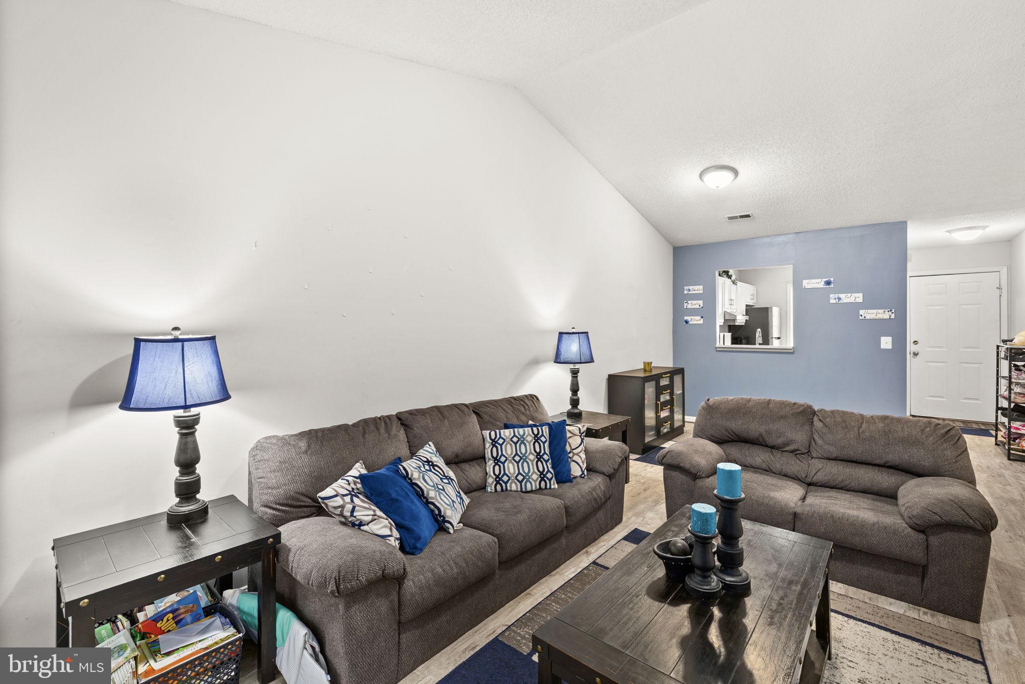 SOUTH RIDGE - Residential