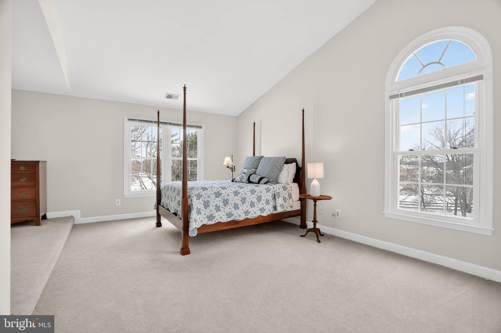 HALLOWELL - Residential