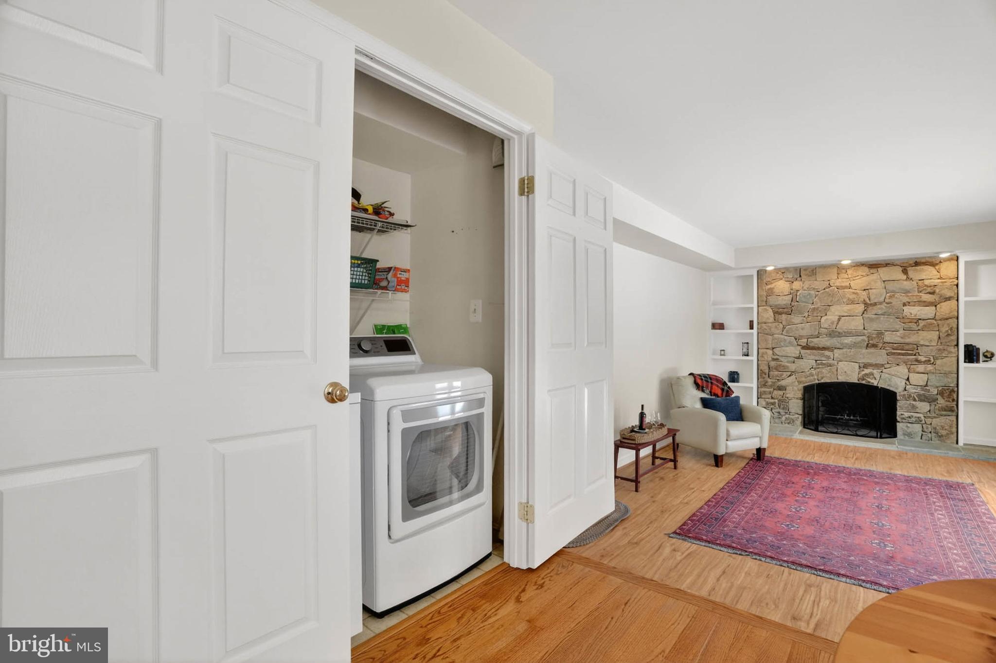 HALLOWELL - Residential