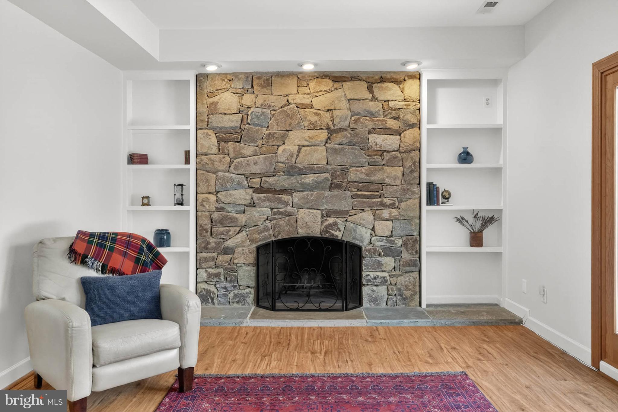 HALLOWELL - Residential