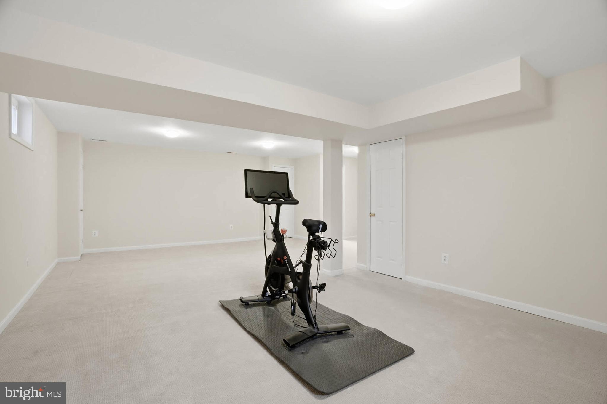 HALLOWELL - Residential