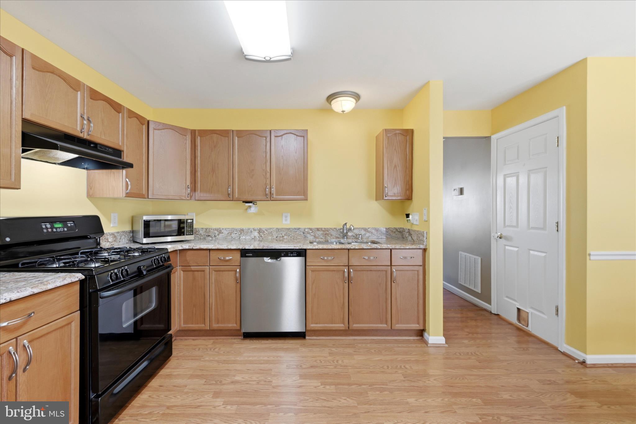 PRENTISS POINT II TOWNHOMES - Residential