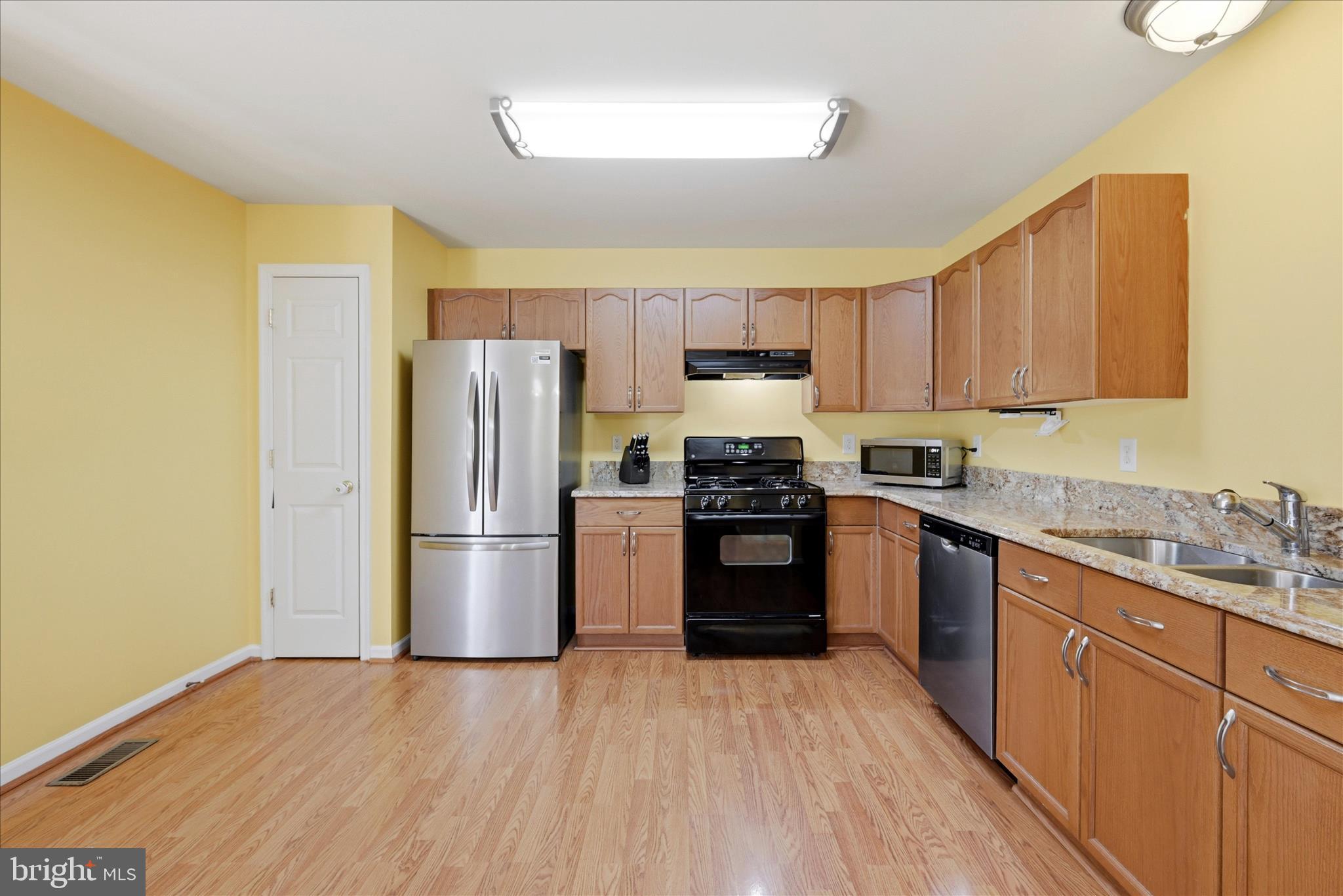 PRENTISS POINT II TOWNHOMES - Residential