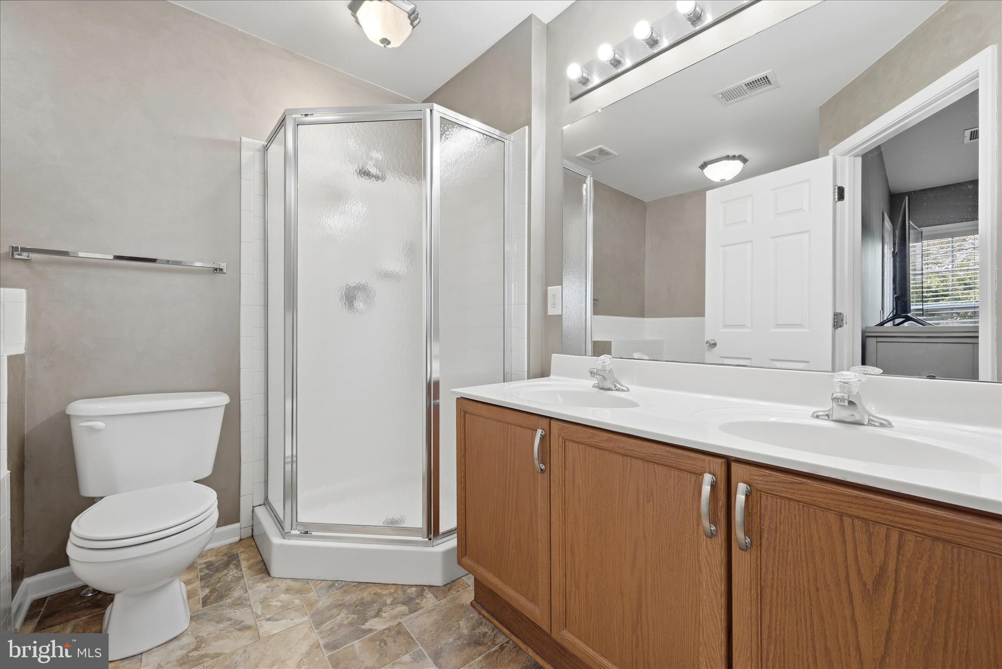 PRENTISS POINT II TOWNHOMES - Residential