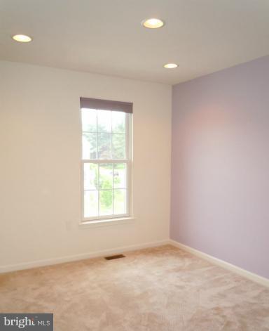 RODGERS CHOICE - Residential Lease